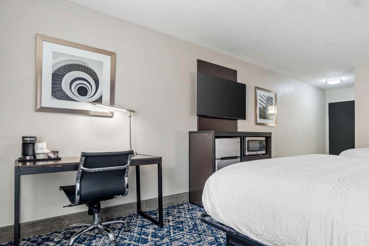 | Best Western Canton Inn