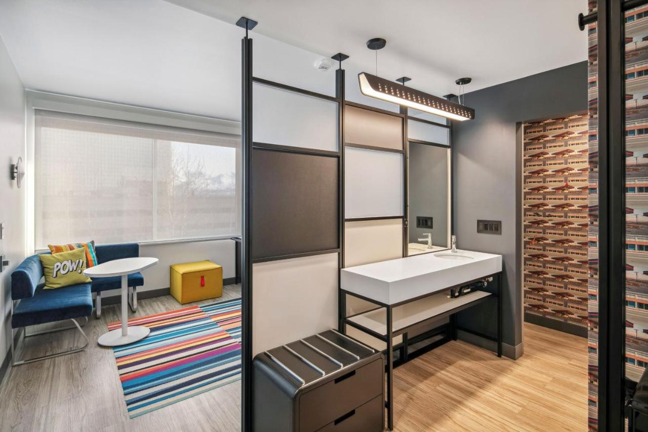 King Room at Aloft by Marriott Anchorage