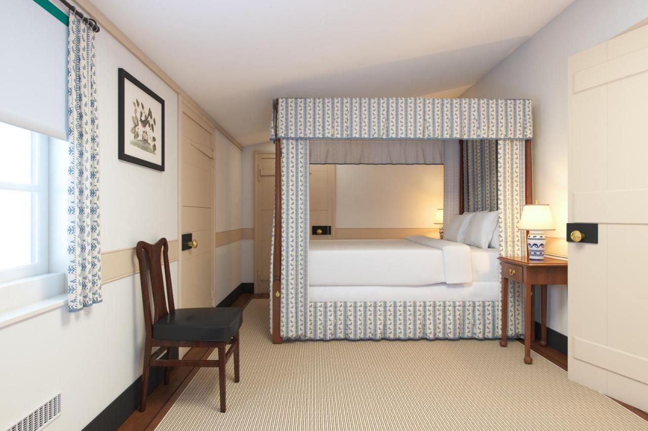 | Colonial Houses - A Colonial Williamsburg Hotel