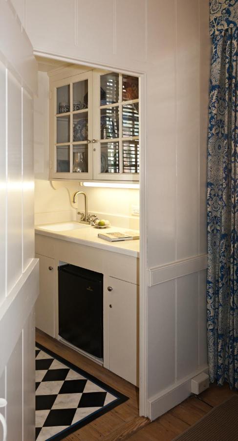| Colonial Houses - A Colonial Williamsburg Hotel