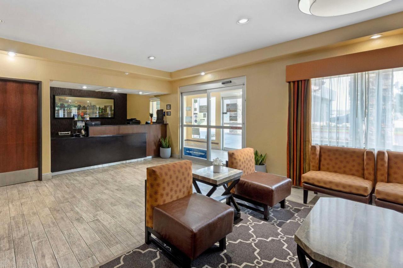  | Best Western Greentree Inn & Suites