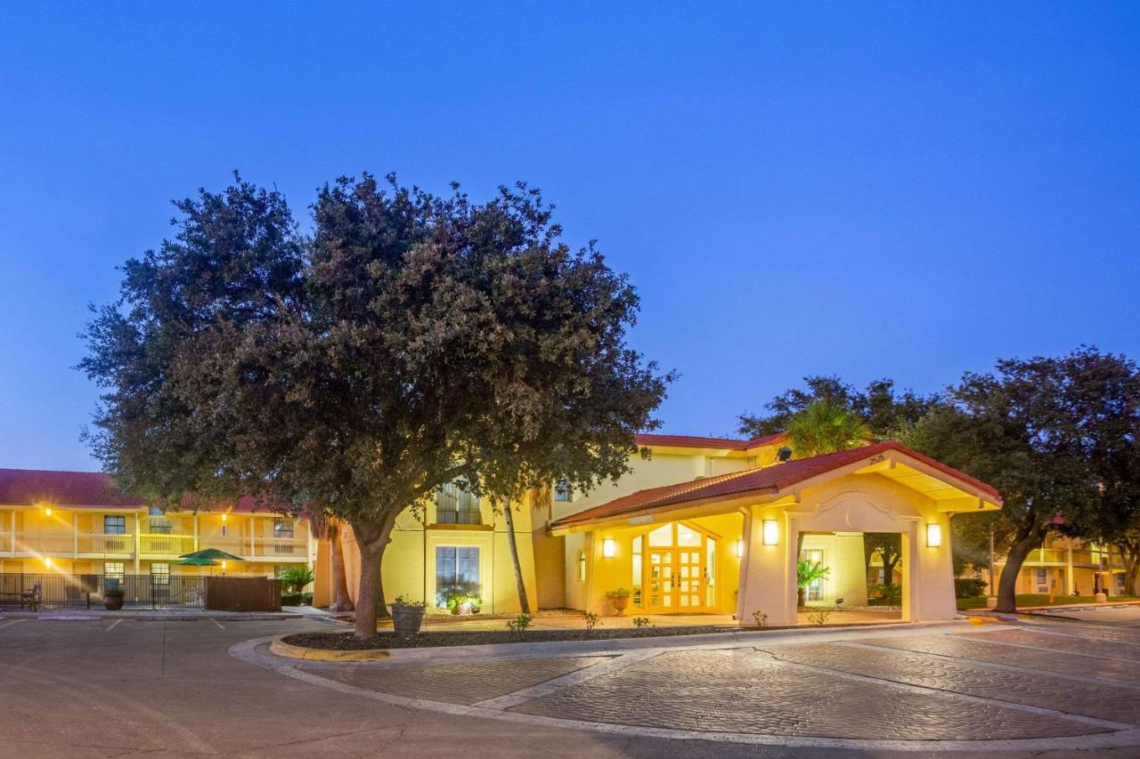 | La Quinta Inn by Wyndham Eagle Pass