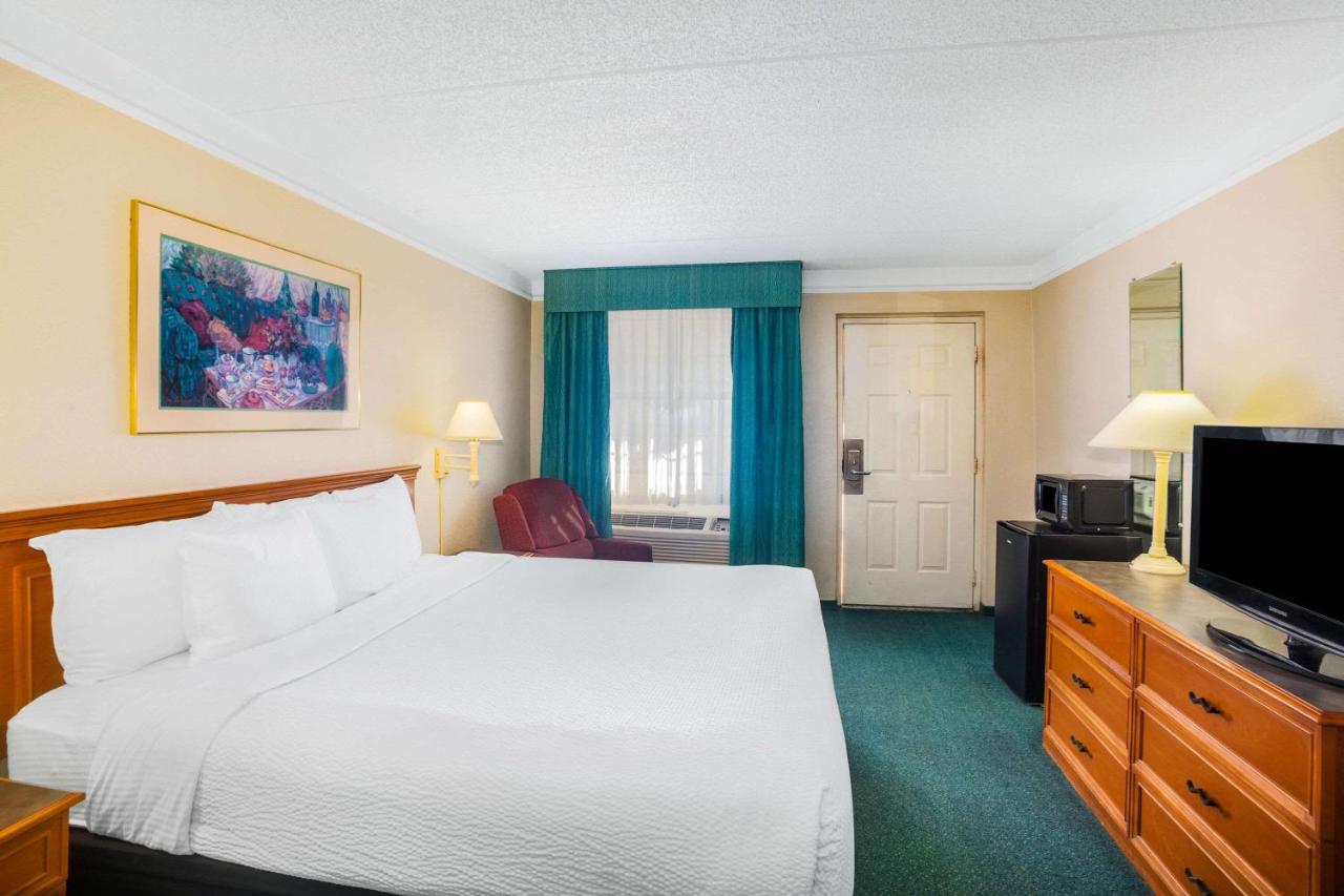 | La Quinta Inn by Wyndham Eagle Pass