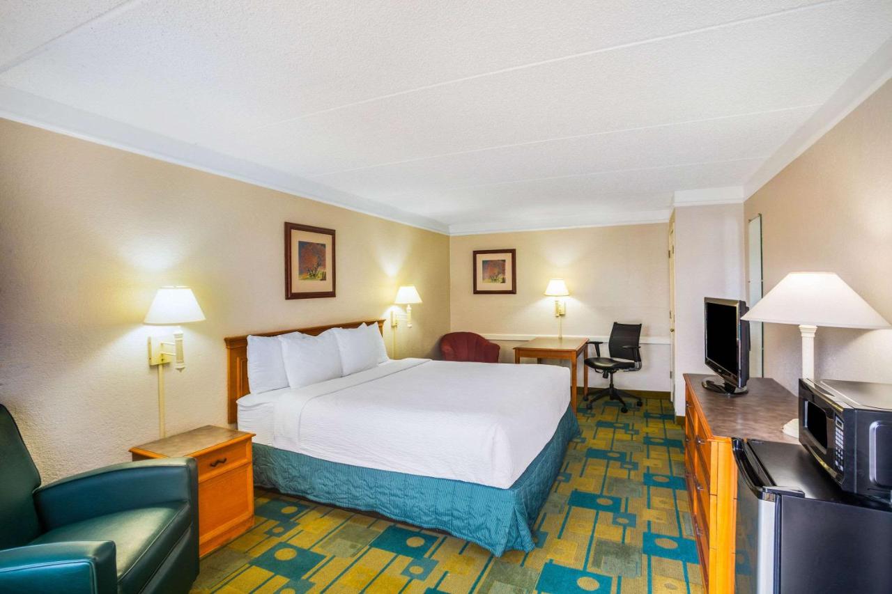 | La Quinta Inn by Wyndham Eagle Pass