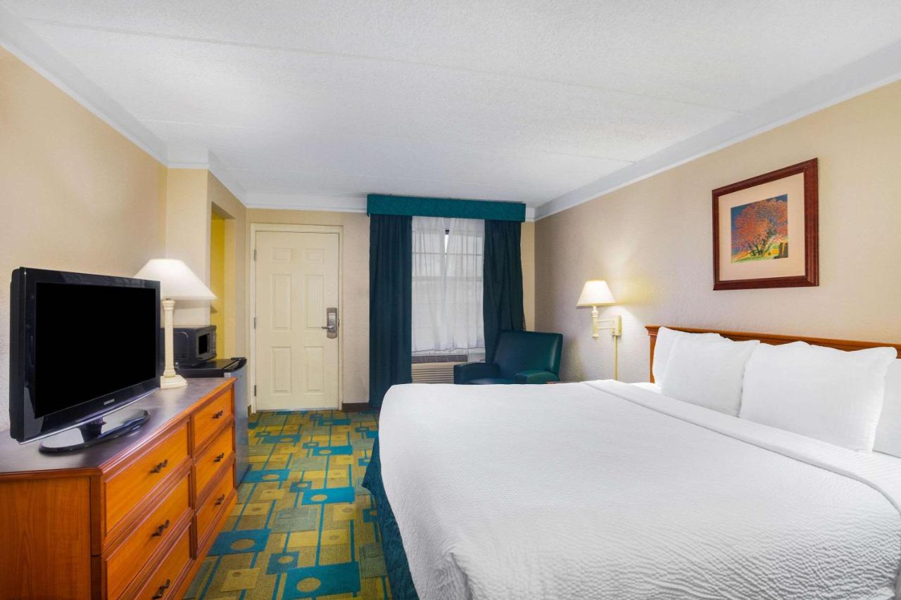 | La Quinta Inn by Wyndham Eagle Pass