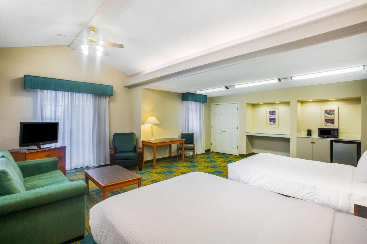 | La Quinta Inn by Wyndham Eagle Pass
