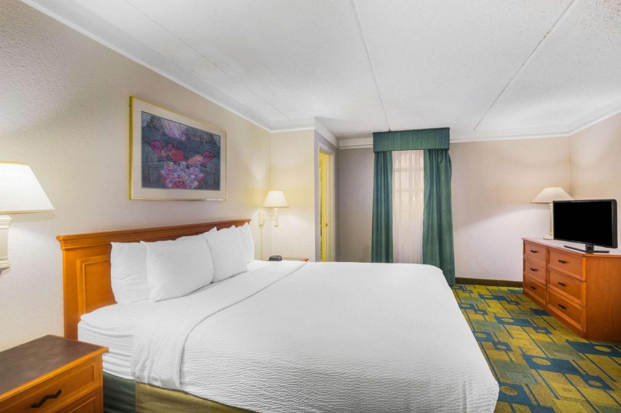 | La Quinta Inn by Wyndham Eagle Pass