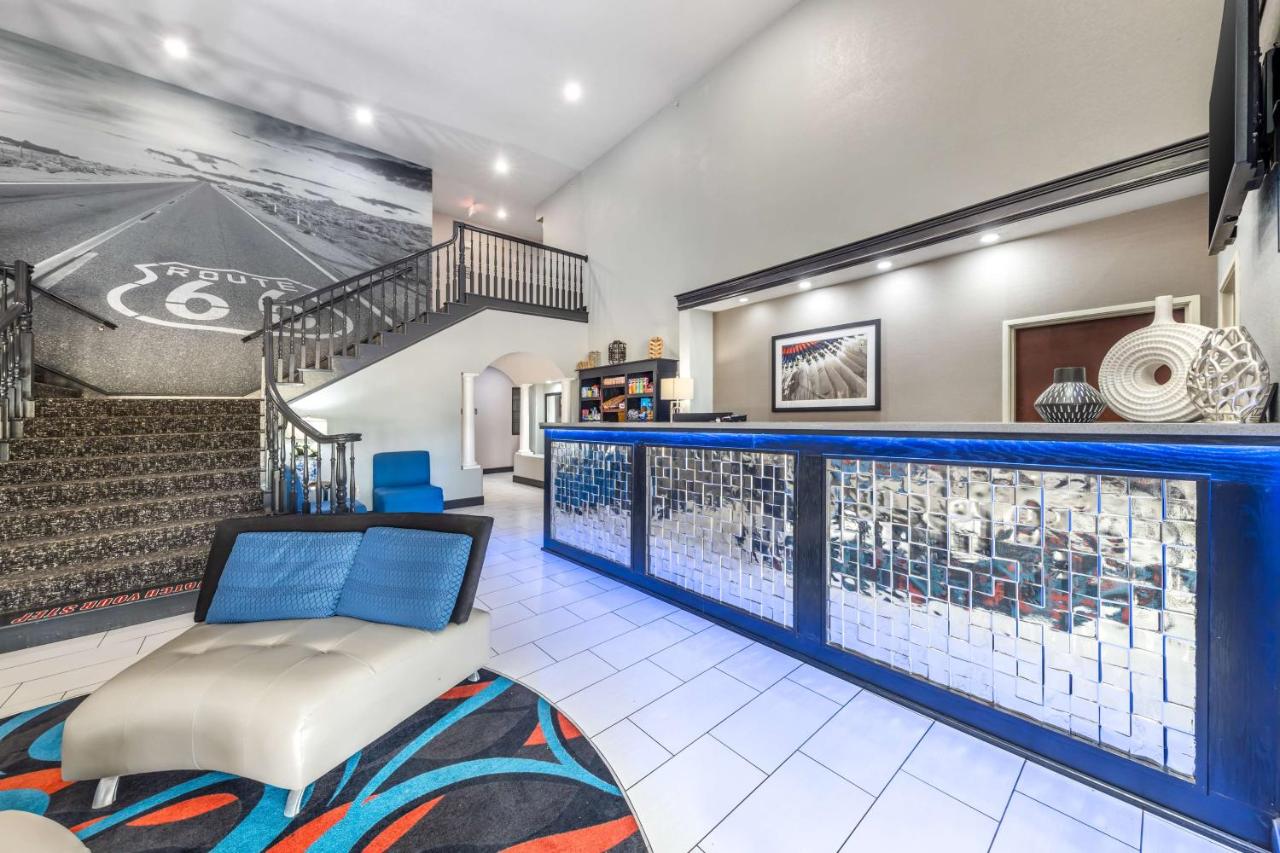 | Best Western Atoka Inn & Suites