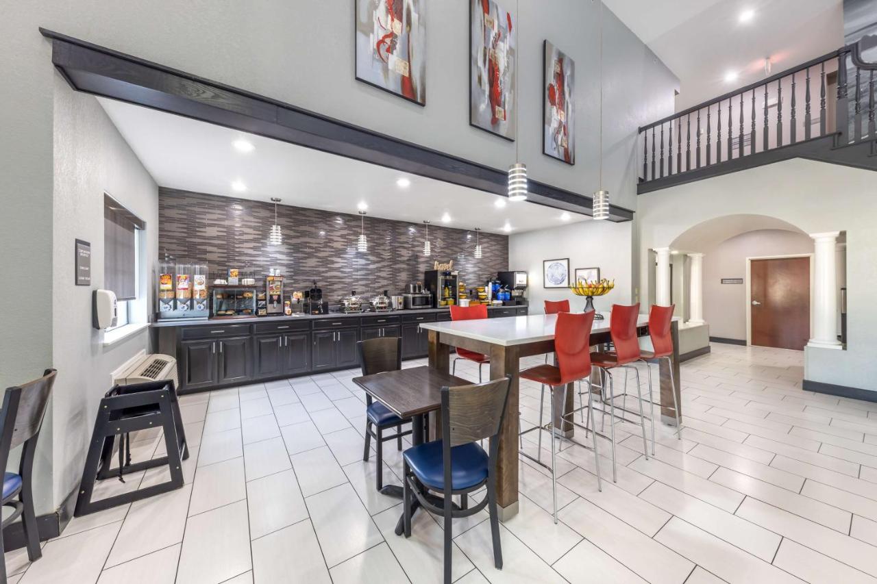 | Best Western Atoka Inn & Suites