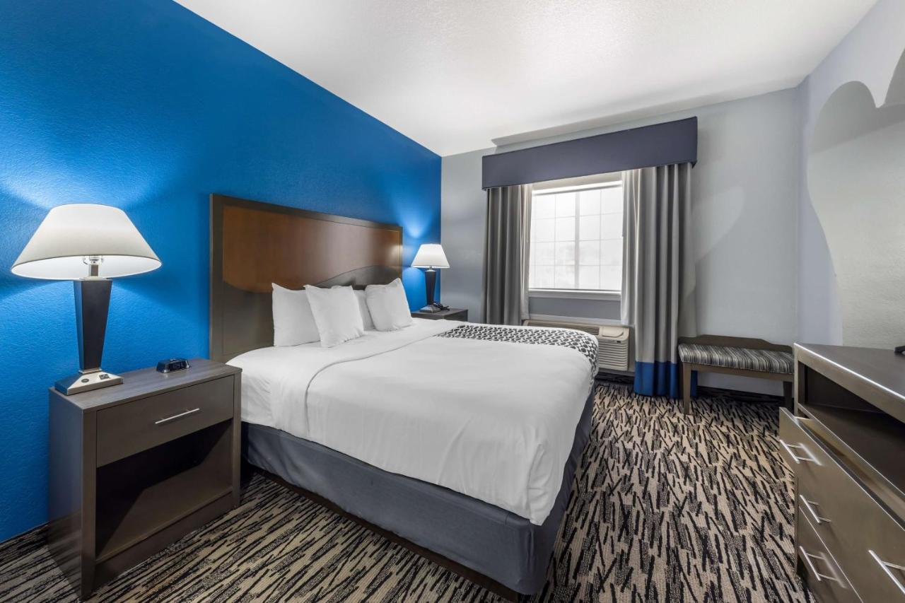 | Best Western Atoka Inn & Suites