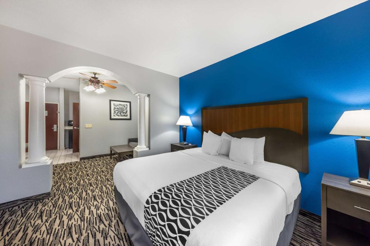 | Best Western Atoka Inn & Suites