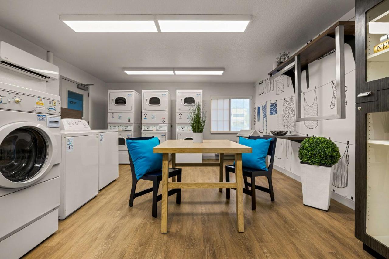| Sonesta Simply Suites Boston Braintree