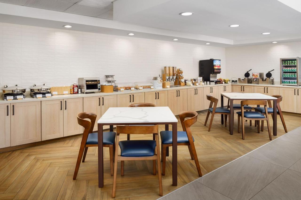 | Fairfield Inn Harrisburg Hershey