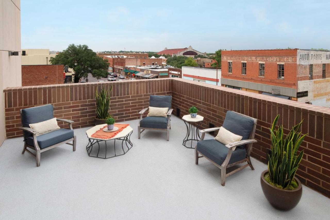 Suite, 1 King, Sofa bed, City view, Balcony at SpringHill Suites by Marriott Fort Worth Historic Stockyards