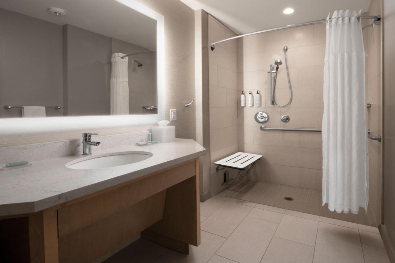 Larger Suite, 1 King, Sofa bed at SpringHill Suites by Marriott Fort Worth Historic Stockyards