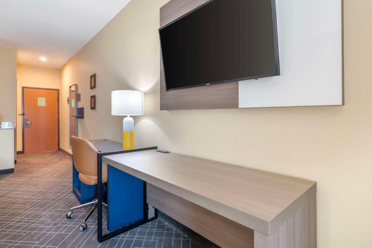 Queen Suite with Two Queen Beds - Non-Smoking at Comfort Suites McKinney - Allen
