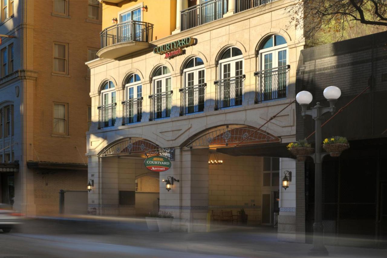 | Courtyard by Marriott San Antonio Riverwalk