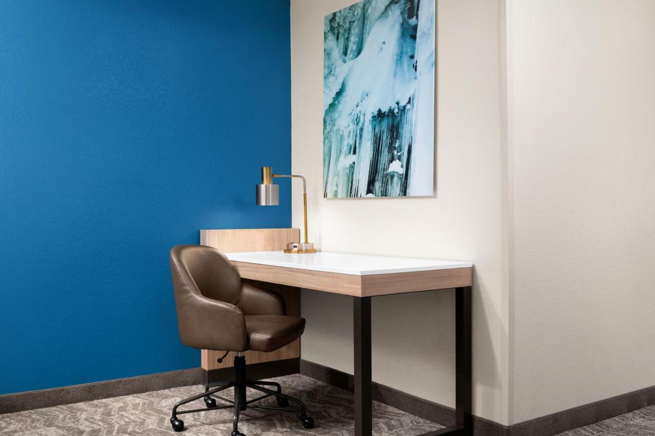 | Springhill Suites by Marriott Fairbanks