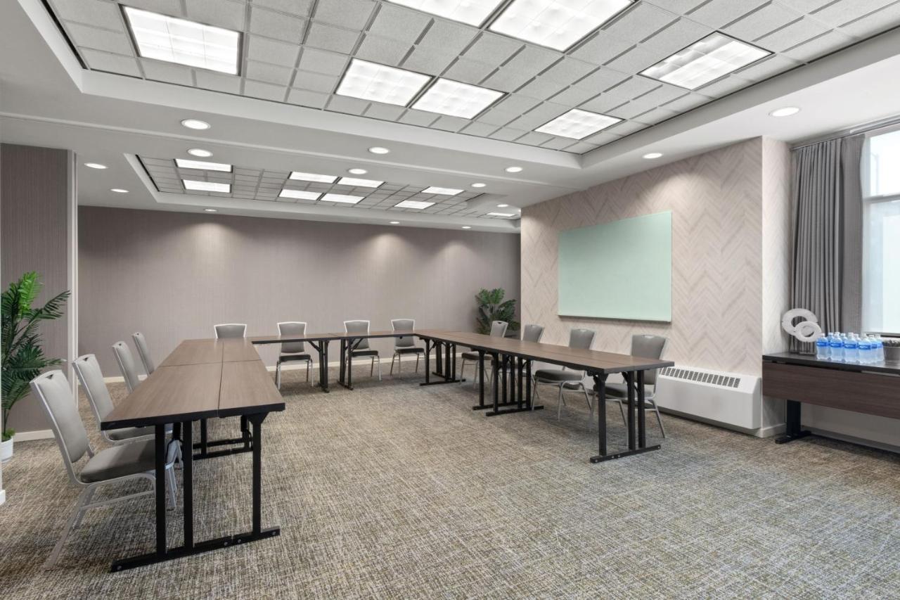 | Springhill Suites by Marriott Fairbanks