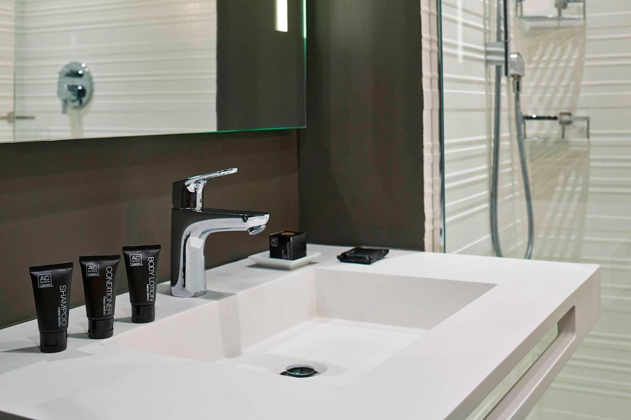 | AC Hotel by Marriott Miami Beach