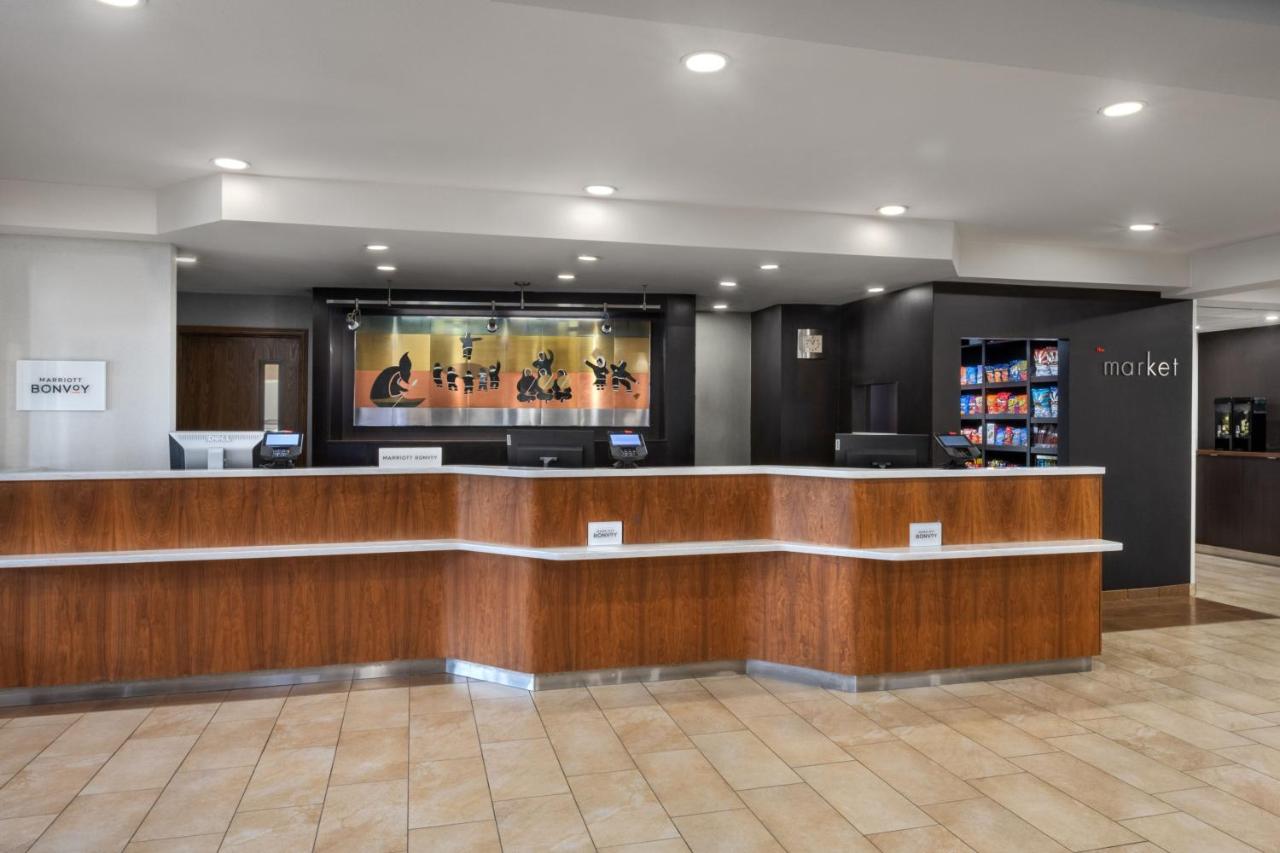 | Courtyard by Marriott Anchorage Airport