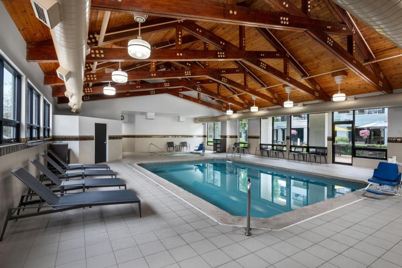 | Courtyard by Marriott Anchorage Airport