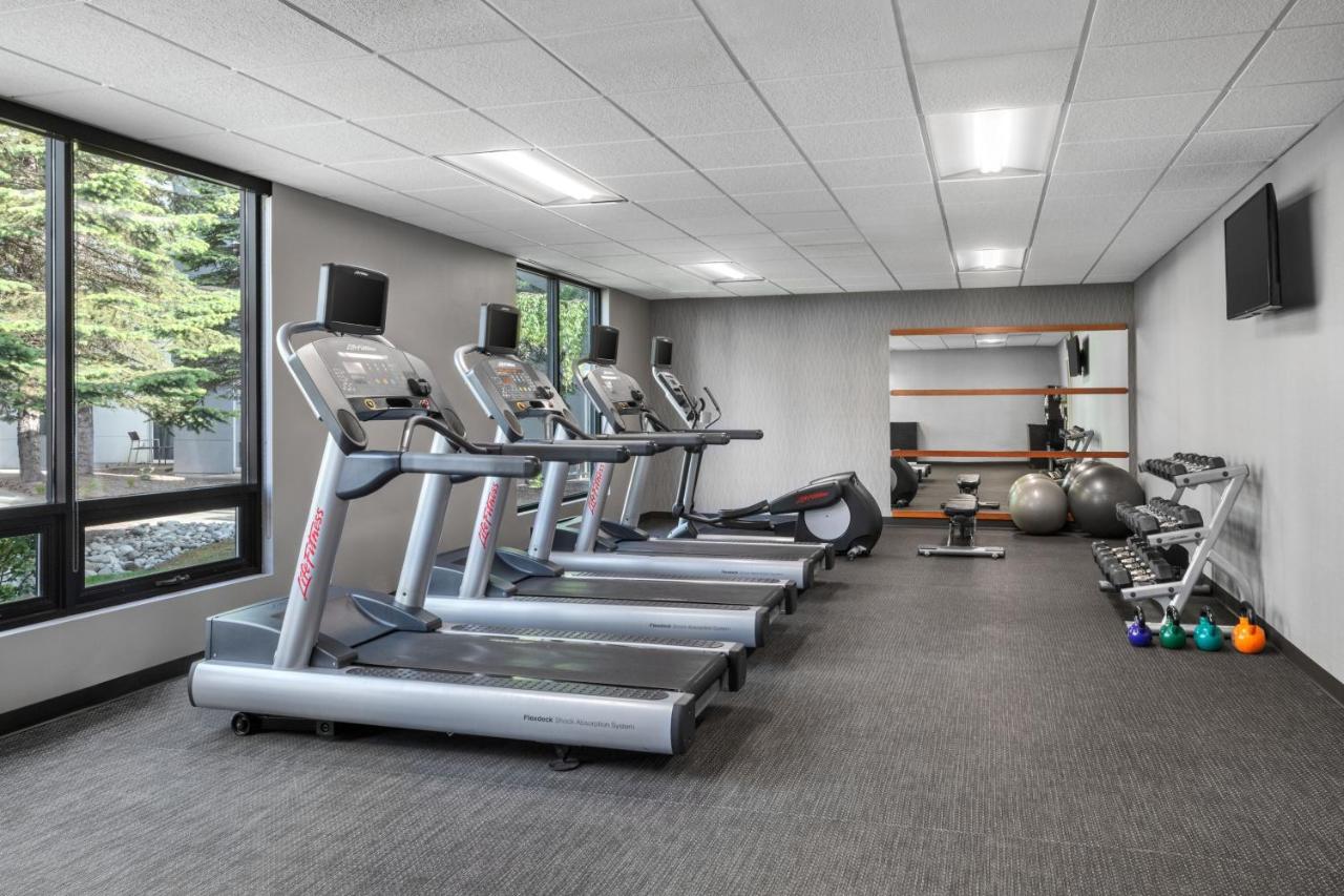 | Courtyard by Marriott Anchorage Airport