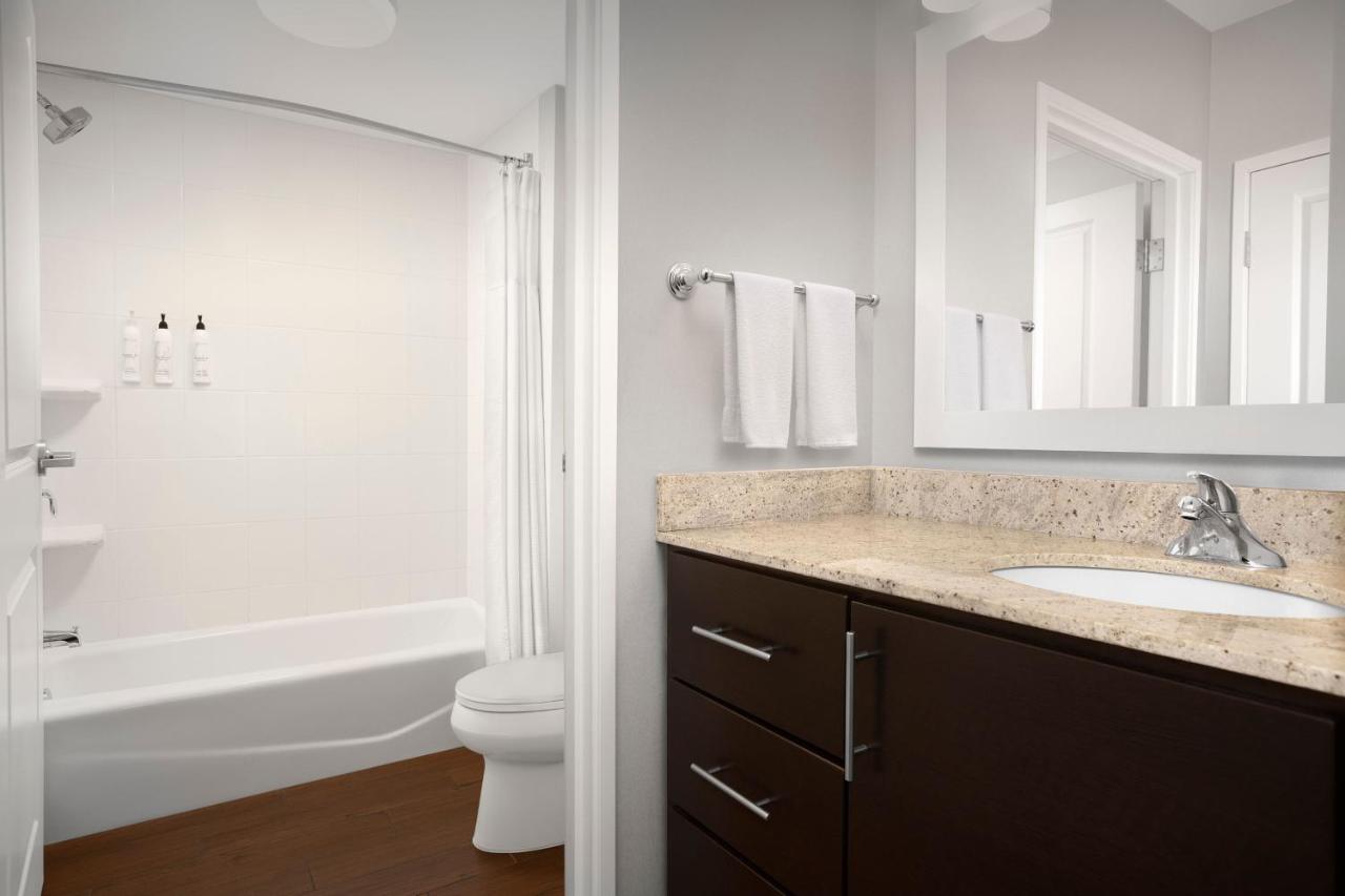Studio Queen at TownePlace Suites Bridgeport Clarksburg