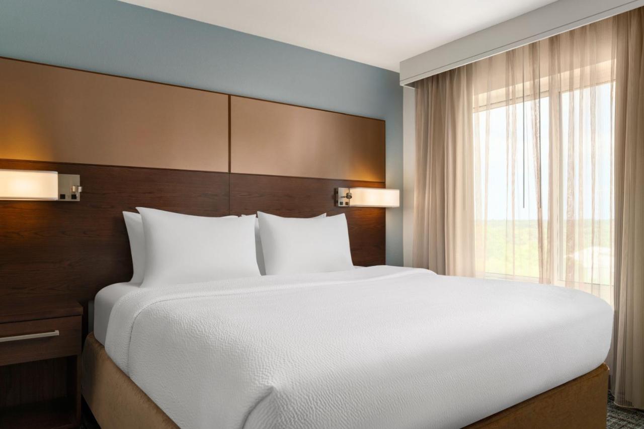 | Residence Inn by Marriott Milwaukee West
