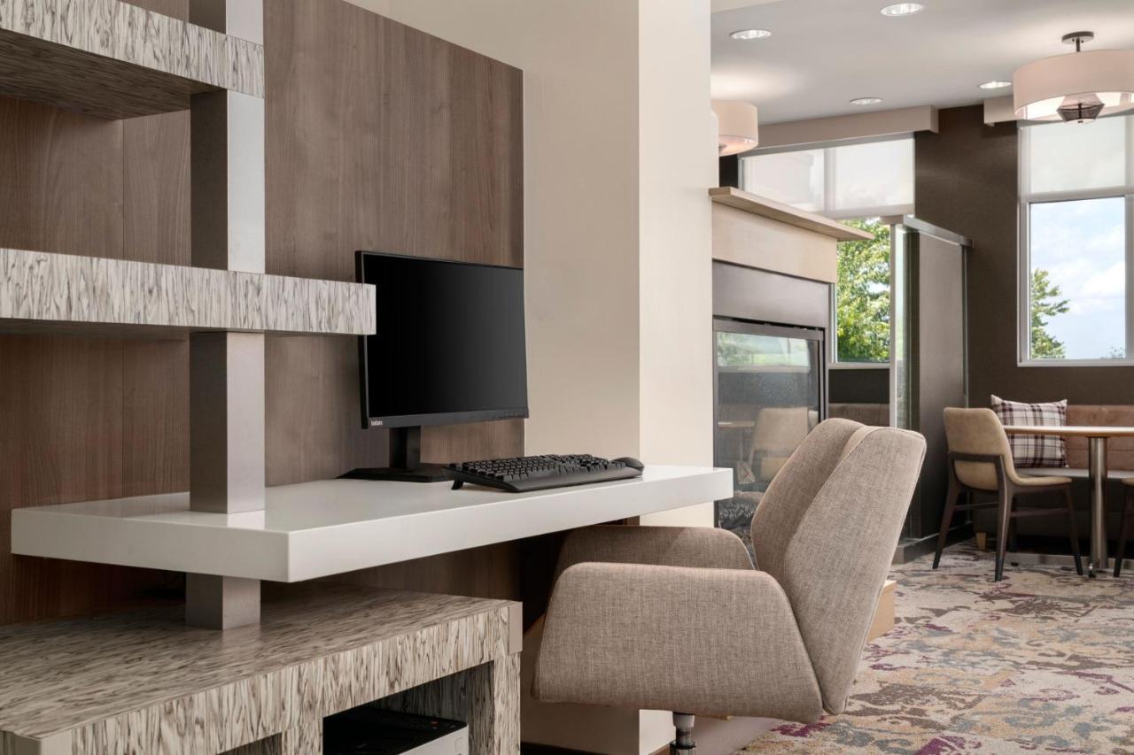 | Residence Inn by Marriott Milwaukee West