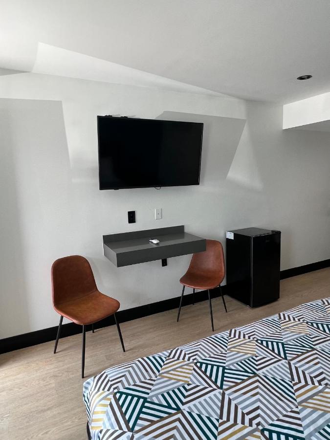 | Palm Inn Motel