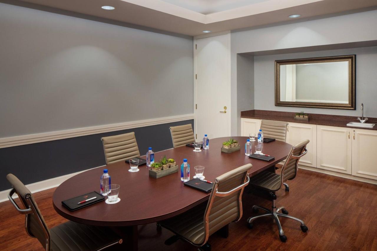 | Macon Marriott City Center