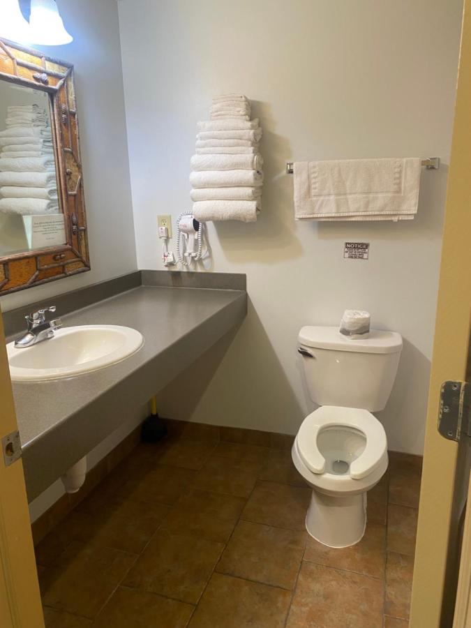 | August Lodge Cooperstown