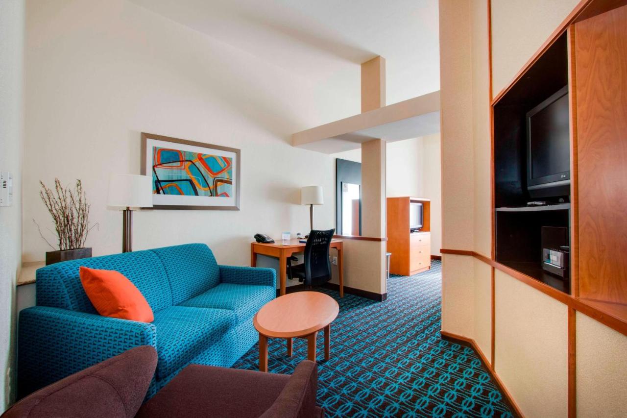 Executive King Room with Sofa Bed at Fairfield Inn & Suites by Marriott Clermont