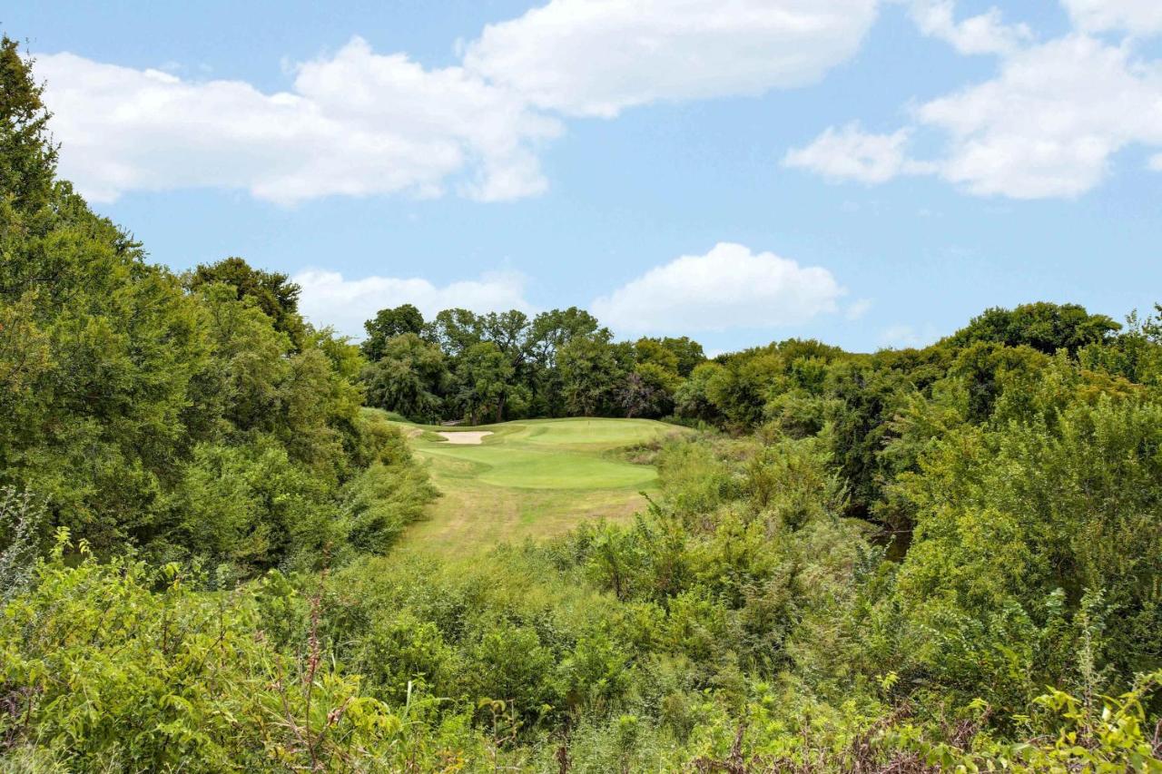  | Dallas/Fort Worth Marriott Hotel & Golf Club at Champions Circle