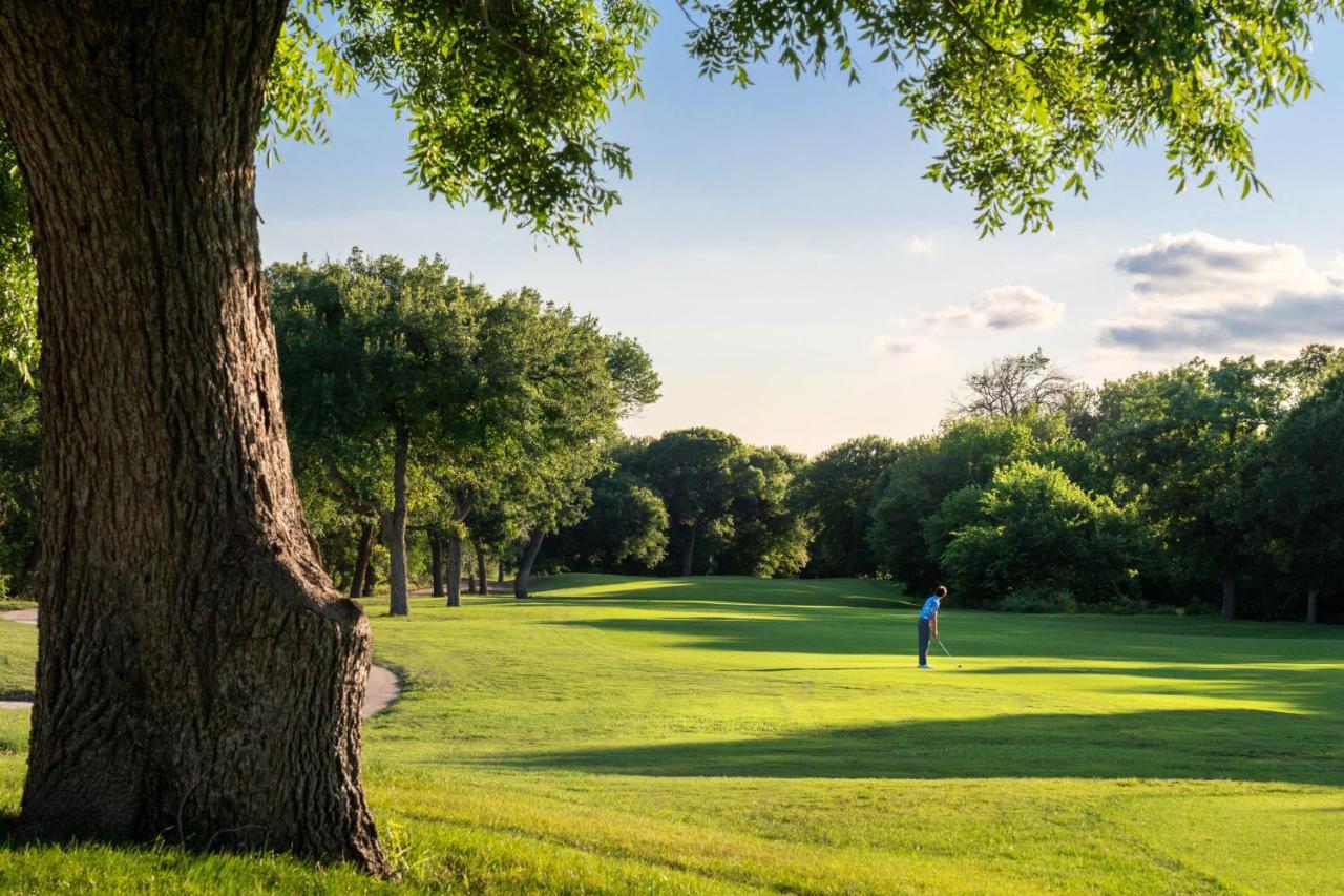  | Dallas/Fort Worth Marriott Hotel & Golf Club at Champions Circle
