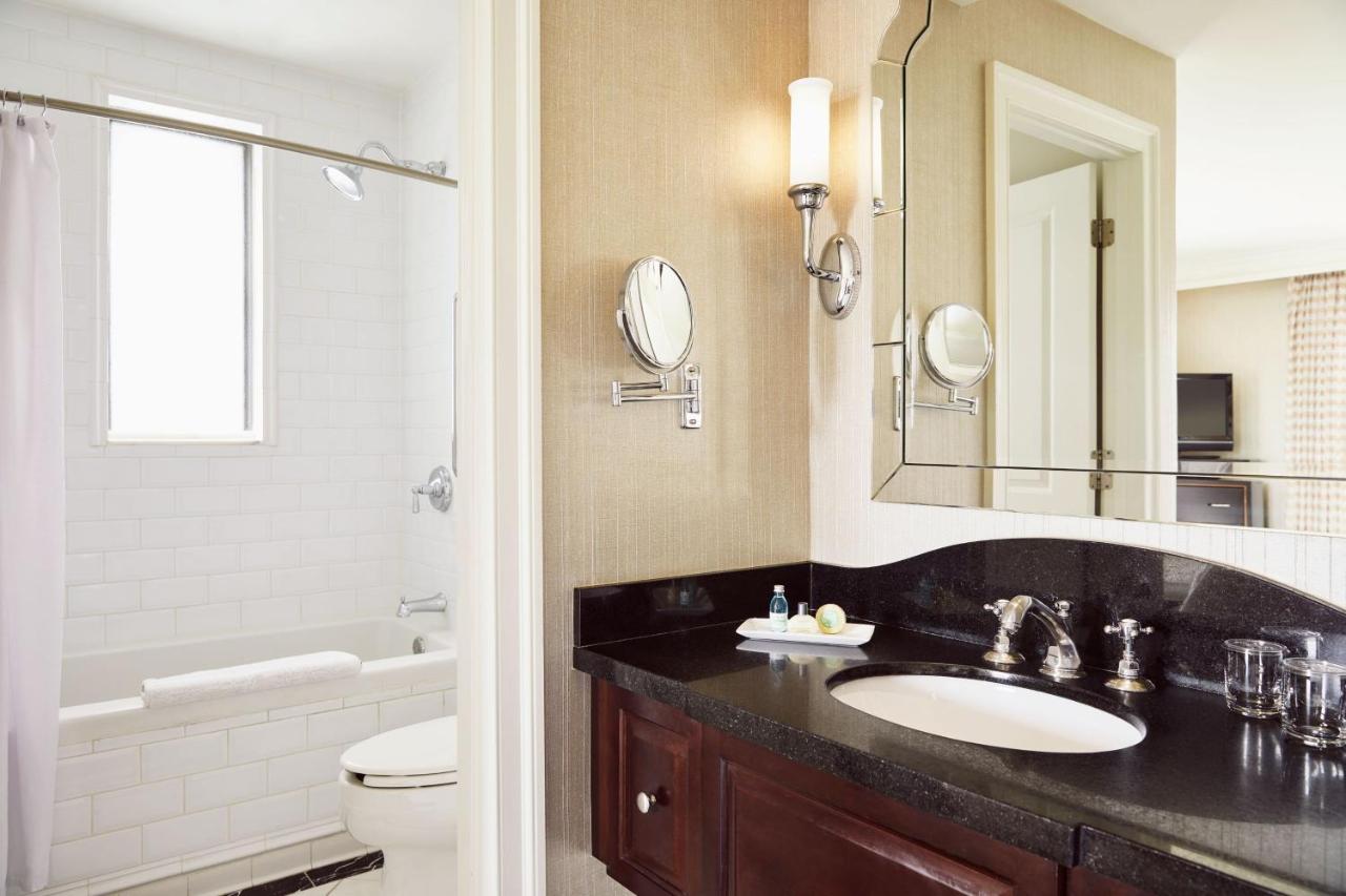 King Suite with Sofa Bed and Plaza View at The Raphael Hotel, Autograph Collection