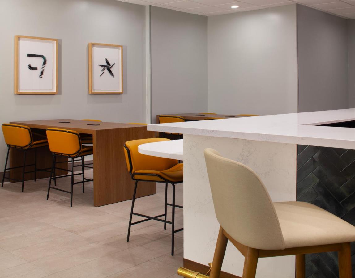 | Corpus Christi Arpt & Conf Ctr
