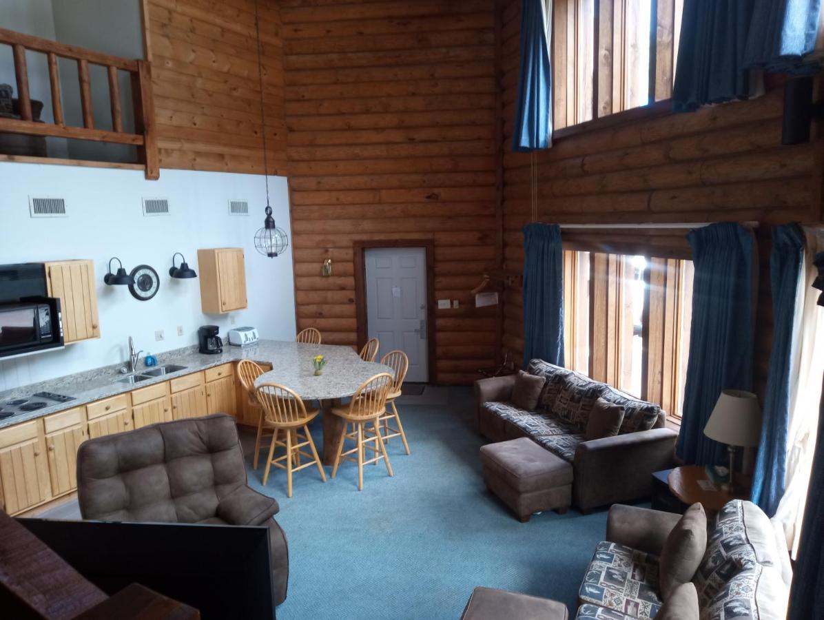 | Centerstone Resort Lake-Aire