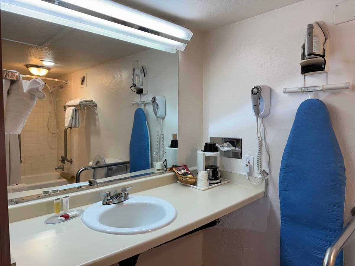 Double Room with Two Double Beds - Mobility Access/Non-Smoking at Howard Johnson by Wyndham Gallup
