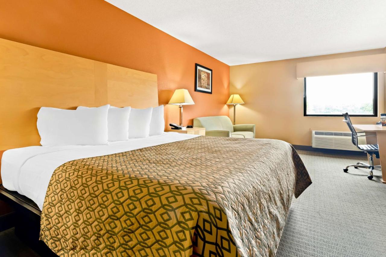 King Room - Non-Smoking at Best Western Paducah Inn