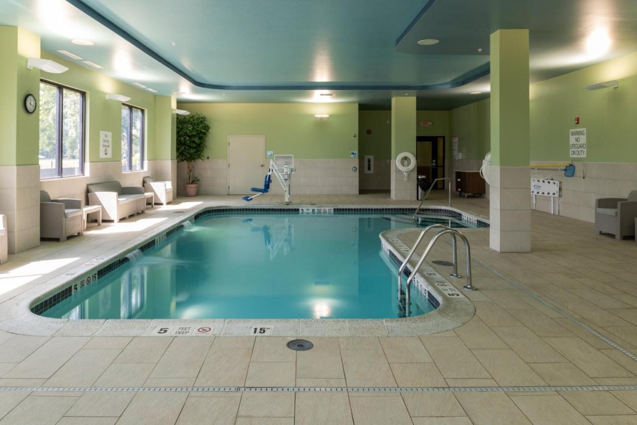 | Holiday Inn Express - Grand Island, an IHG Hotel