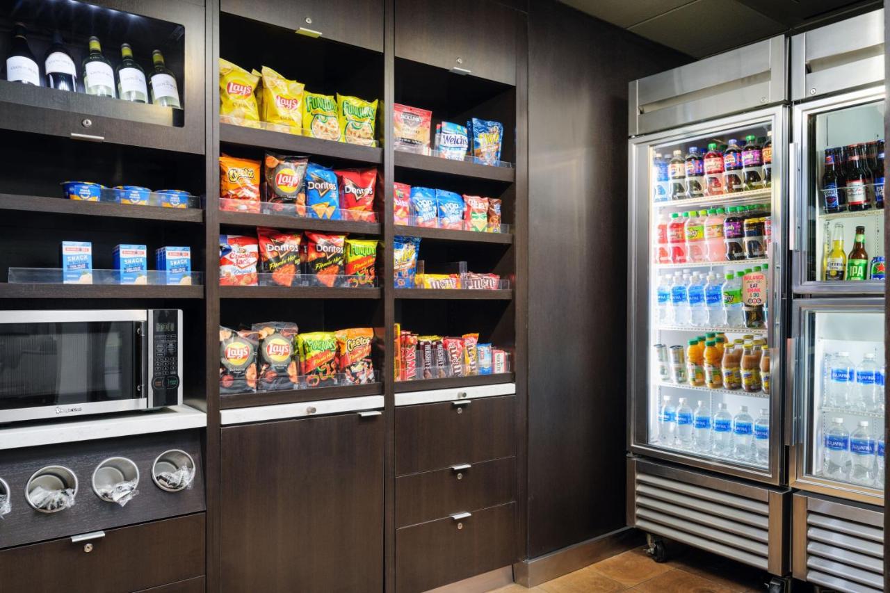 | Courtyard by Marriott Little Rock West