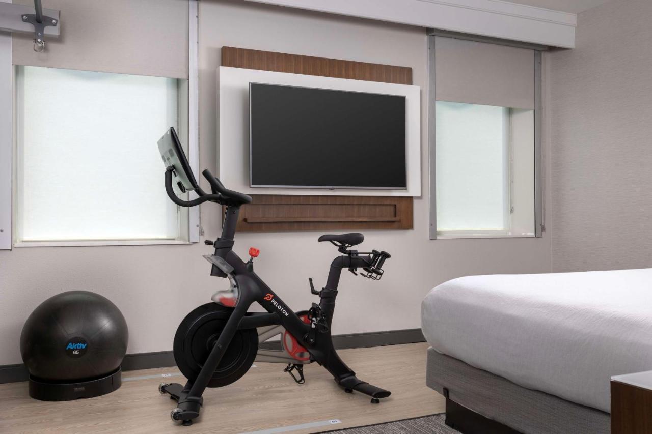King Room at Embassy Suites by Hilton Knoxville Downtown