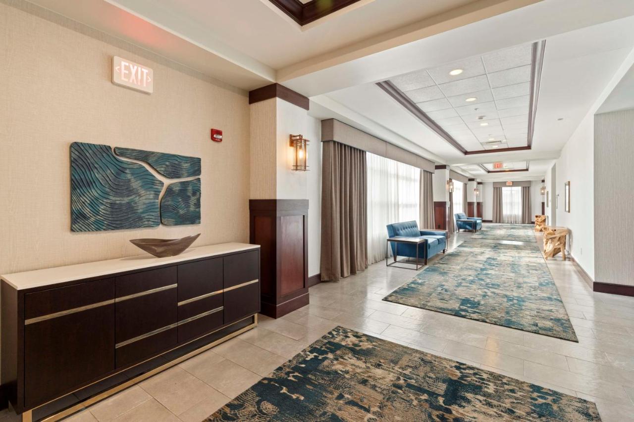  | Holiday Inn & Suites Front Royal Blue Ridge Shadows