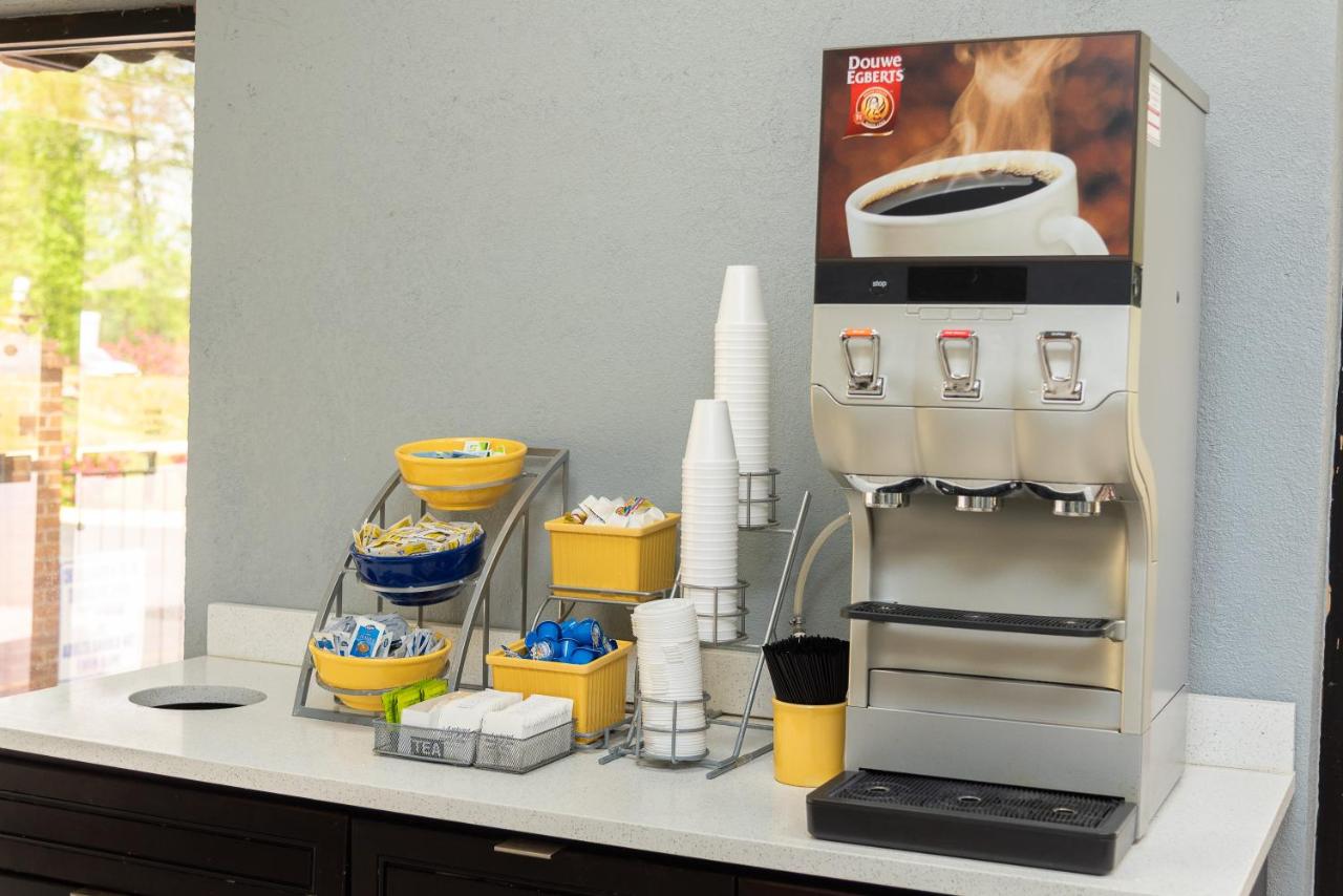 | Columbus Inn and Suites