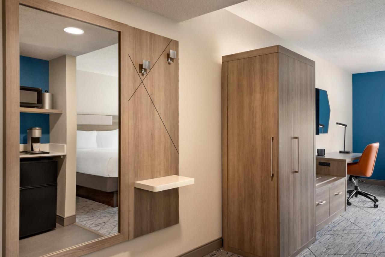 Leisure King Room - Non-Smoking at Holiday Inn Express Hotel & Suites Birmingham-Irondale(East) by IHG