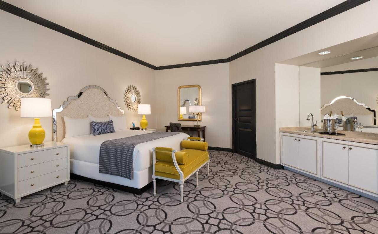 Bordeaux Petite Suite Lemans King Non-Smoking at Paris Las Vegas Resort & Casino