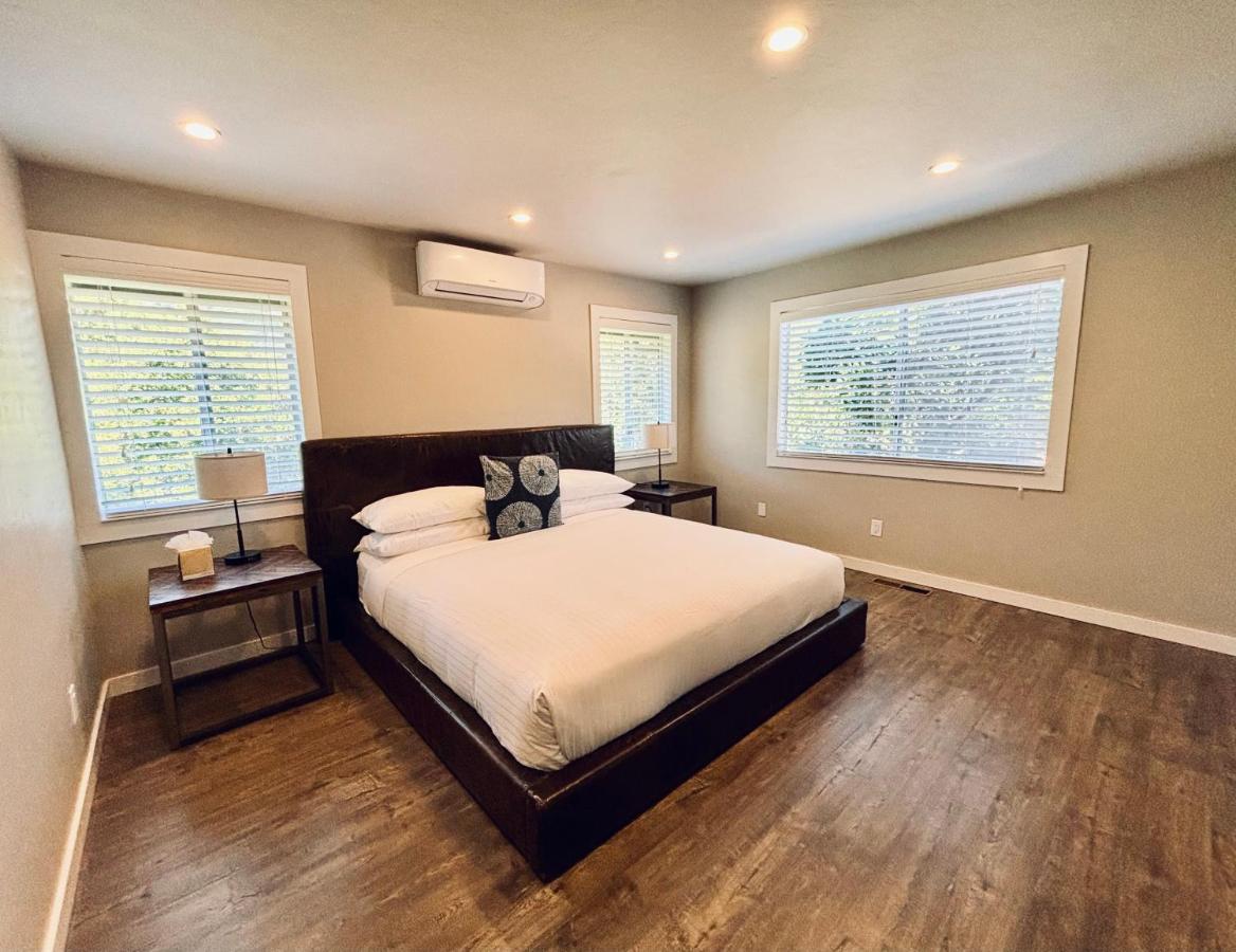| Hidden Valley Inn