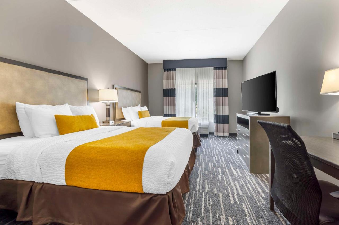 Queen Room with Two Queen Beds at Best Western Plus Cranberry-Pittsburgh North